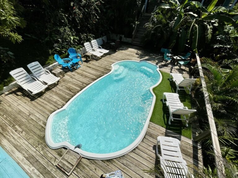 Encanto del Mar apartment swimming pool