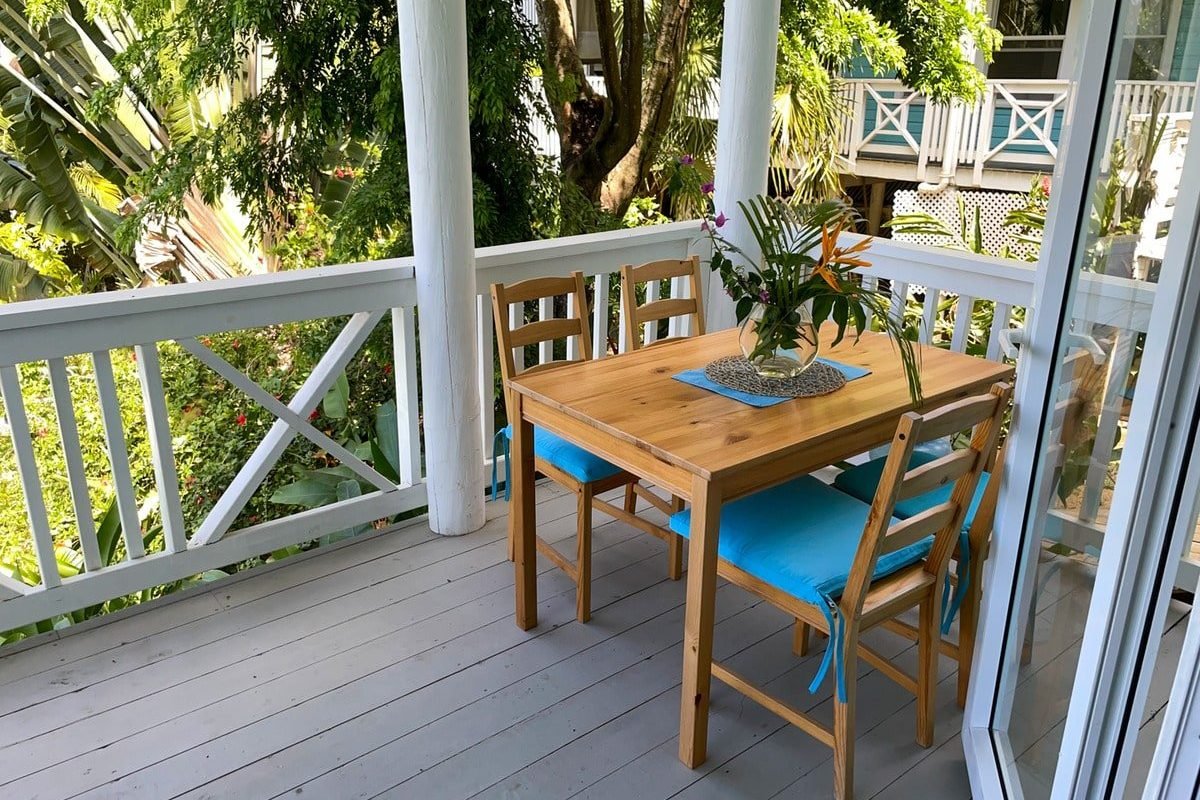 Encanto del Mar apartment balcony
